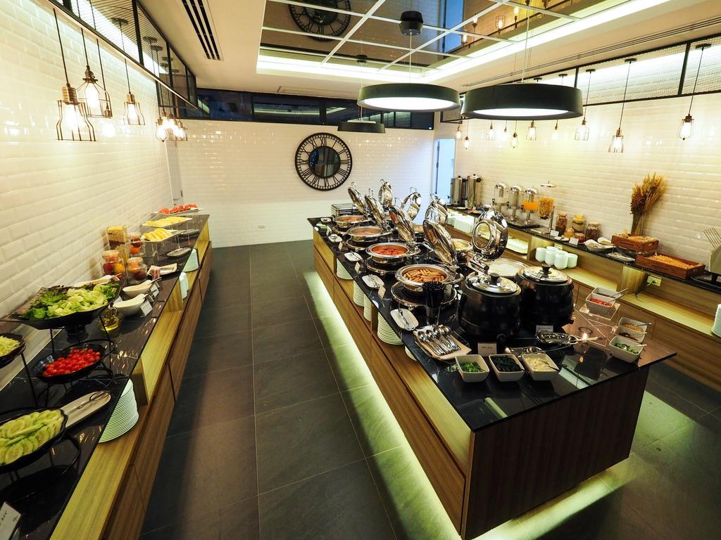 130 & Khách sạn 4*